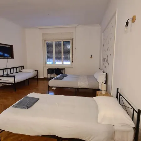Dock Bay Apartment
