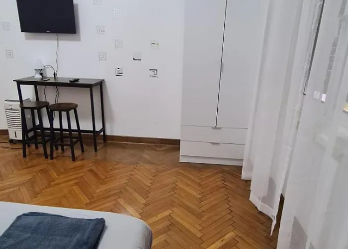 Dock Bay Apartment *